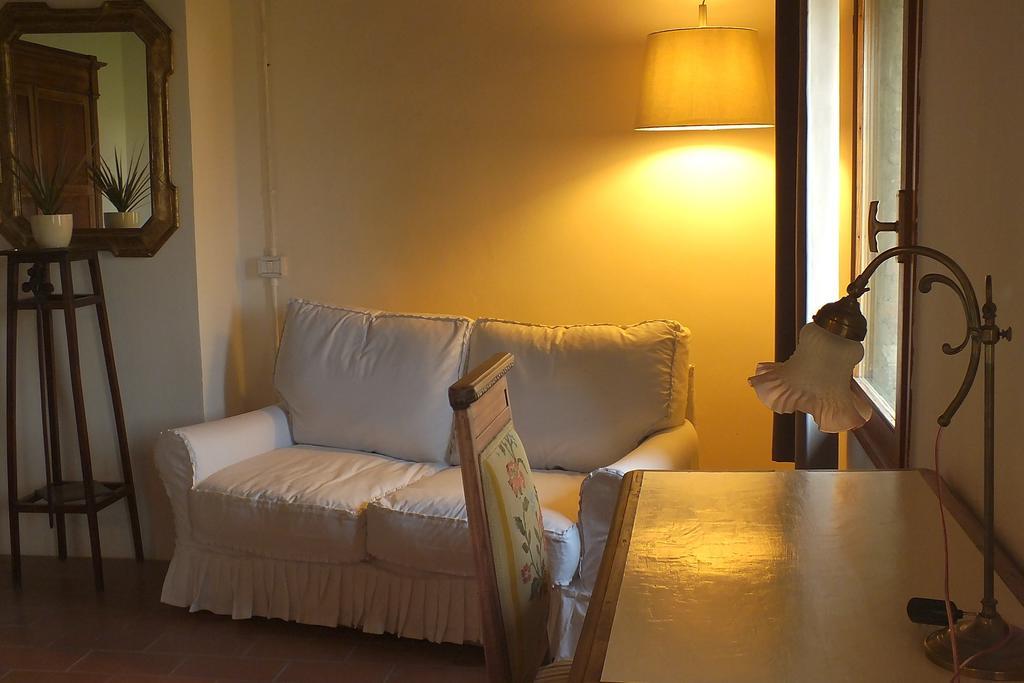Corte Di Maggio B&B Country House Imola Pokoj fotografie